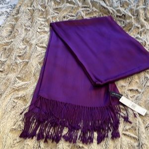 Scarf bought new from Dillards. Brand new w/ tags. Jones of New York